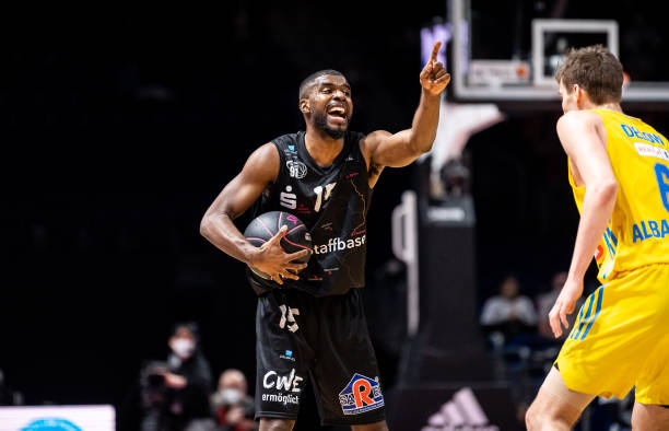 难以重现昔 难以重现昔